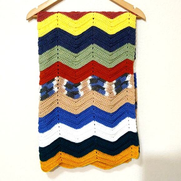 Handmade chevron crochet small afghan throw granny blanket multicolor - Picture 1 of 4